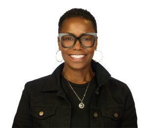 The Treasure Hunt Guest - Monica Davy